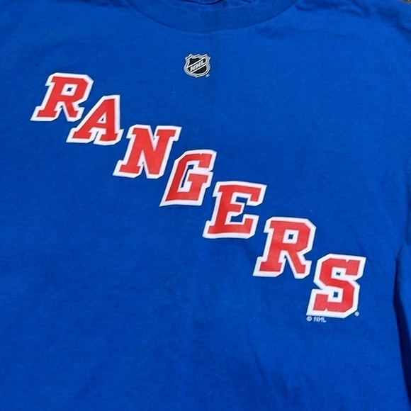 Rangers Short Sleeved Lundqvist 30 T-Shirt: Size Small - Picture 3 of 4